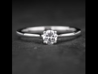 Sužadėtuvių žiedas su Briliantu "The Diamond 60"
