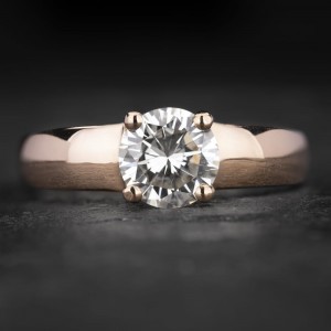 Sužadėtuvių žiedas su Deimantu "Enchanting 15"