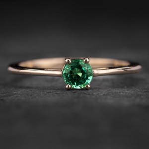 Sužadėtuvių žiedas su Smaragdu "Gaiva Akims 6"