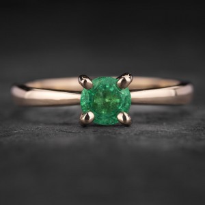 Sužadėtuvių žiedas su Smaragdu "Gaiva Akims 10"