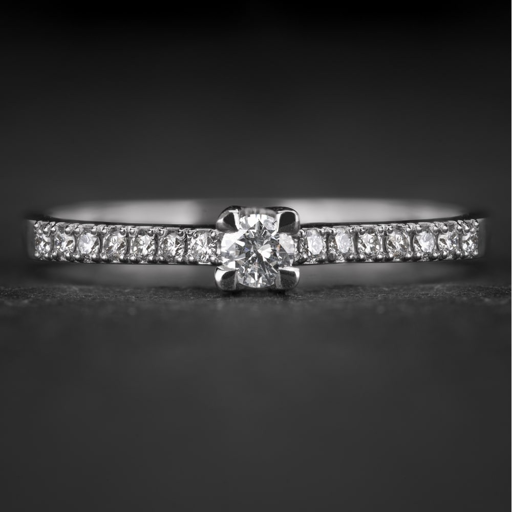 Sužadėtuvių žiedas su Briliantais "The Elegance 104"