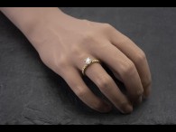 Sužadėtuvių žiedas su Briliantu "Enchanting 16"
