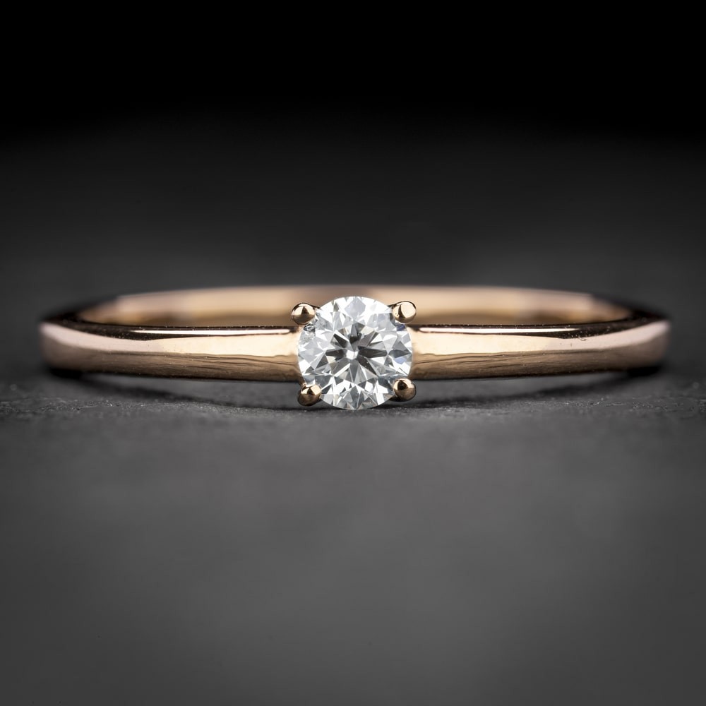Auksinis žiedas su Briliantu "The Diamond 103"