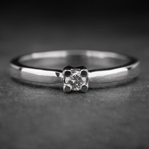 Auksinis žiedas su Briliantu "Diamond 13"