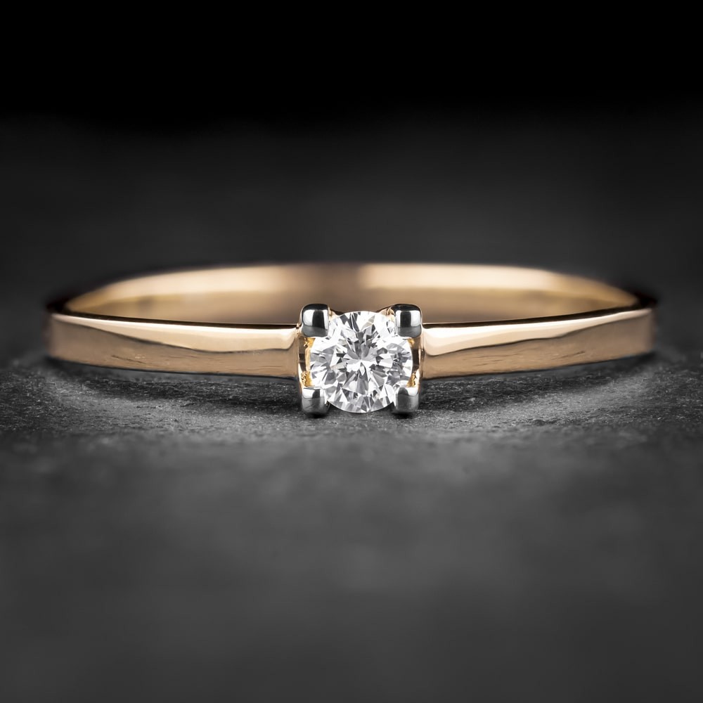 Sužadėtuvių žiedas su Briliantu "The Diamond 107"