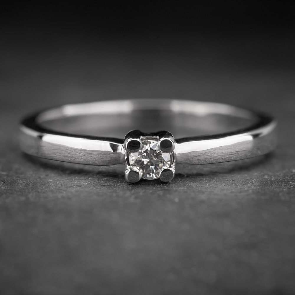 Auksinis žiedas su Briliantu "The Diamond 112"